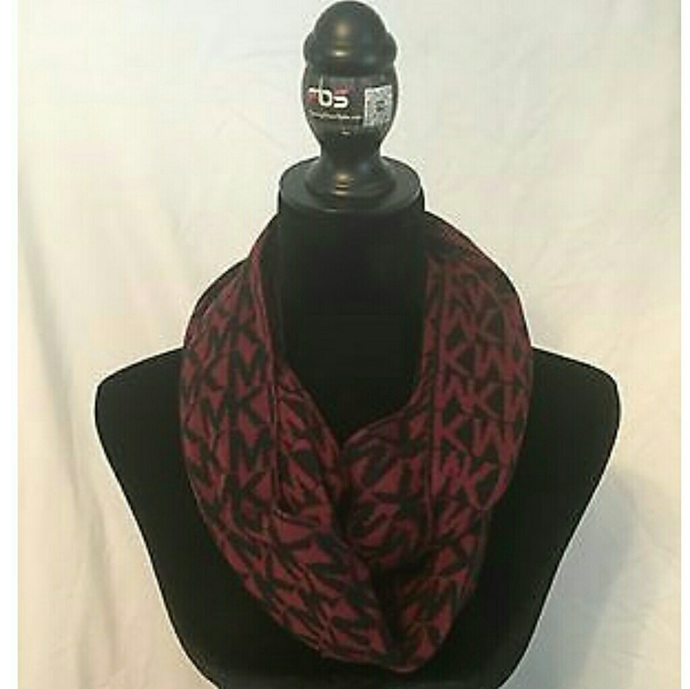 MK Scarf